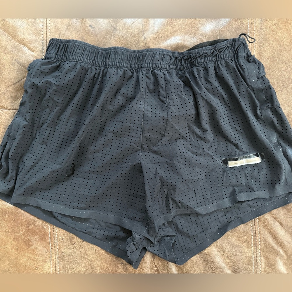 Satisfy running Space-O 2.5” distance shorts